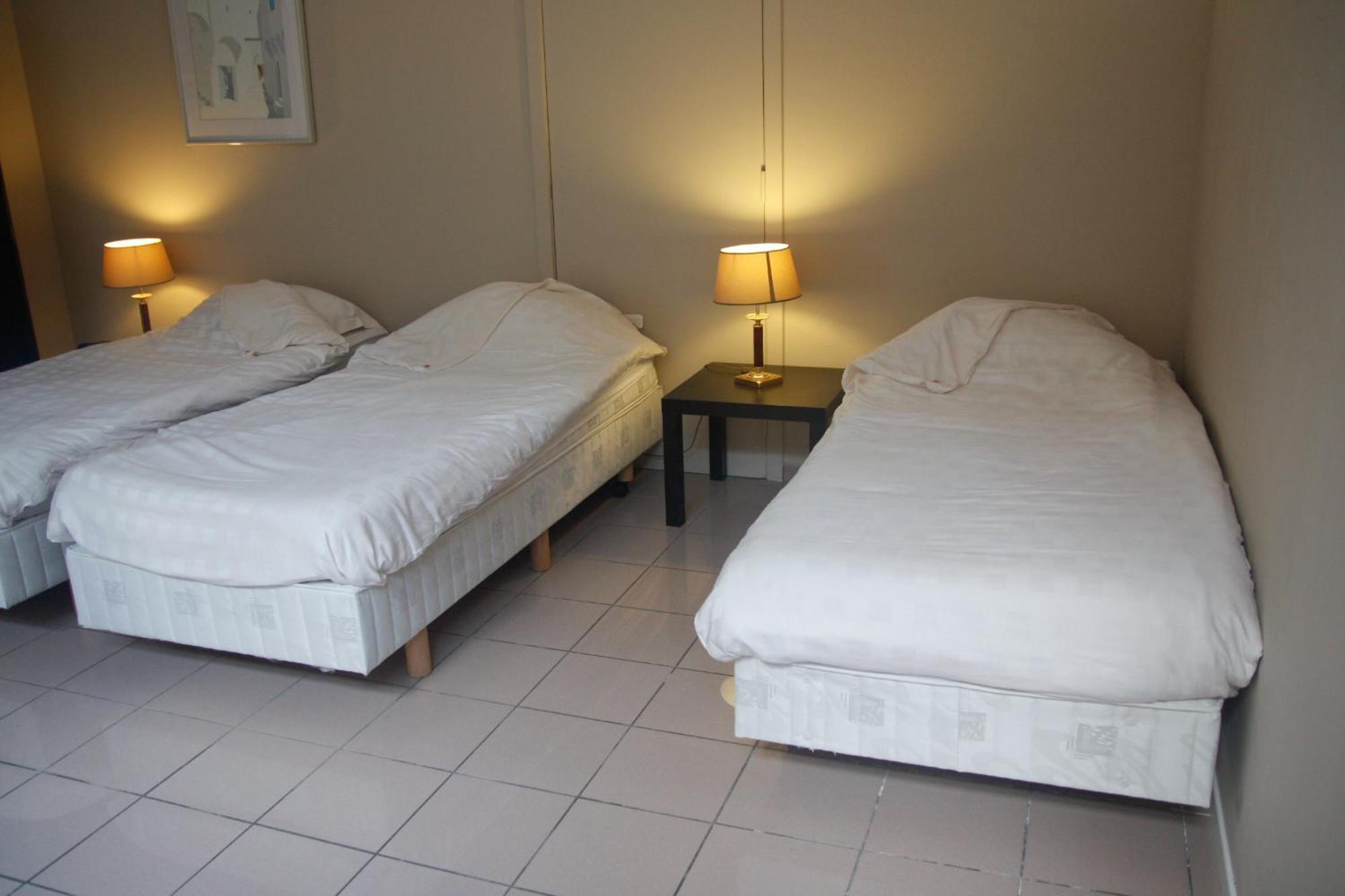 Ambassador Suites แอนต์เวิร์ป ภายนอก รูปภาพ