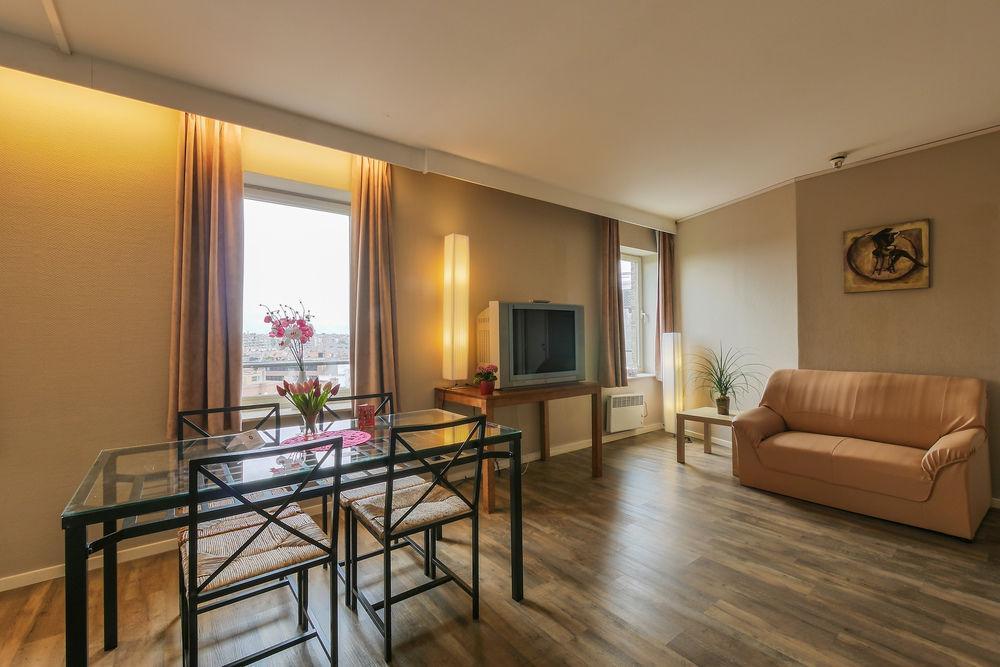 Ambassador Suites แอนต์เวิร์ป ภายนอก รูปภาพ
