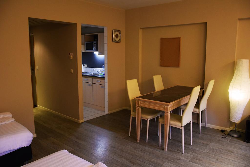 Ambassador Suites แอนต์เวิร์ป ภายนอก รูปภาพ