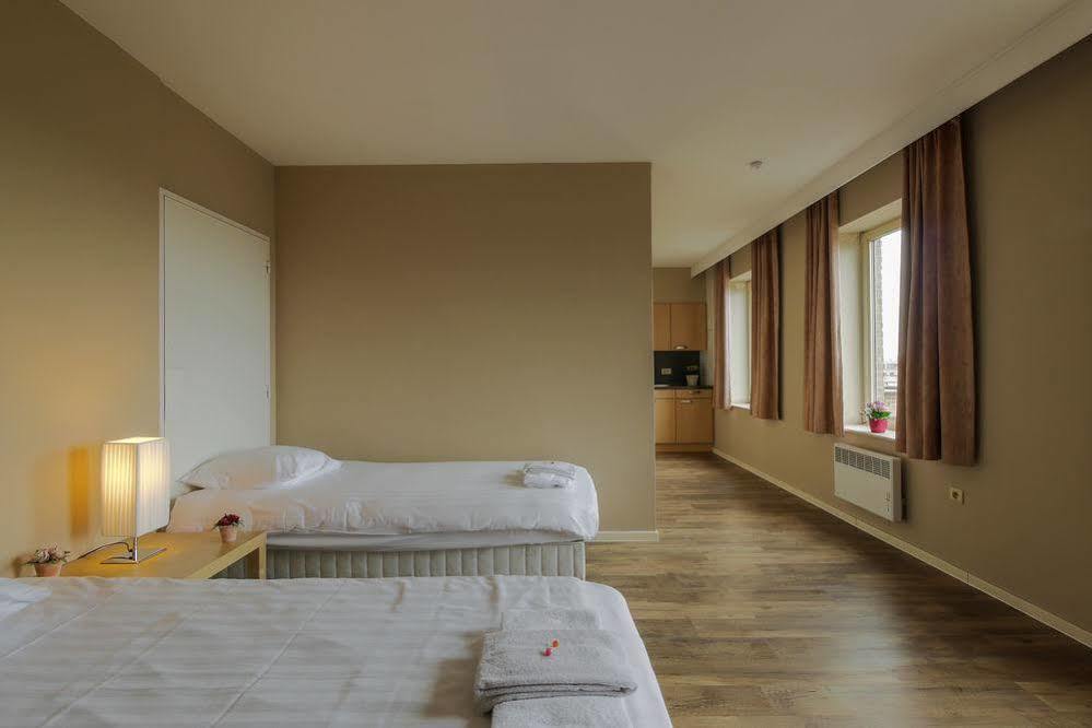 Ambassador Suites แอนต์เวิร์ป ภายนอก รูปภาพ