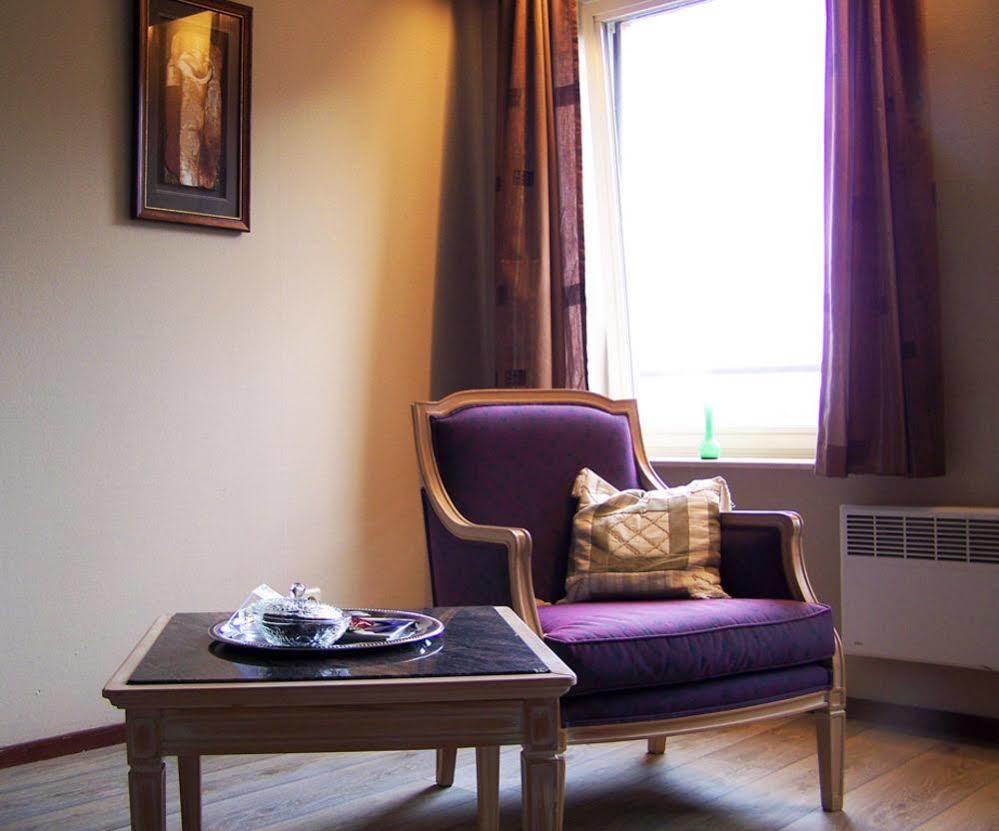 Ambassador Suites แอนต์เวิร์ป ภายนอก รูปภาพ