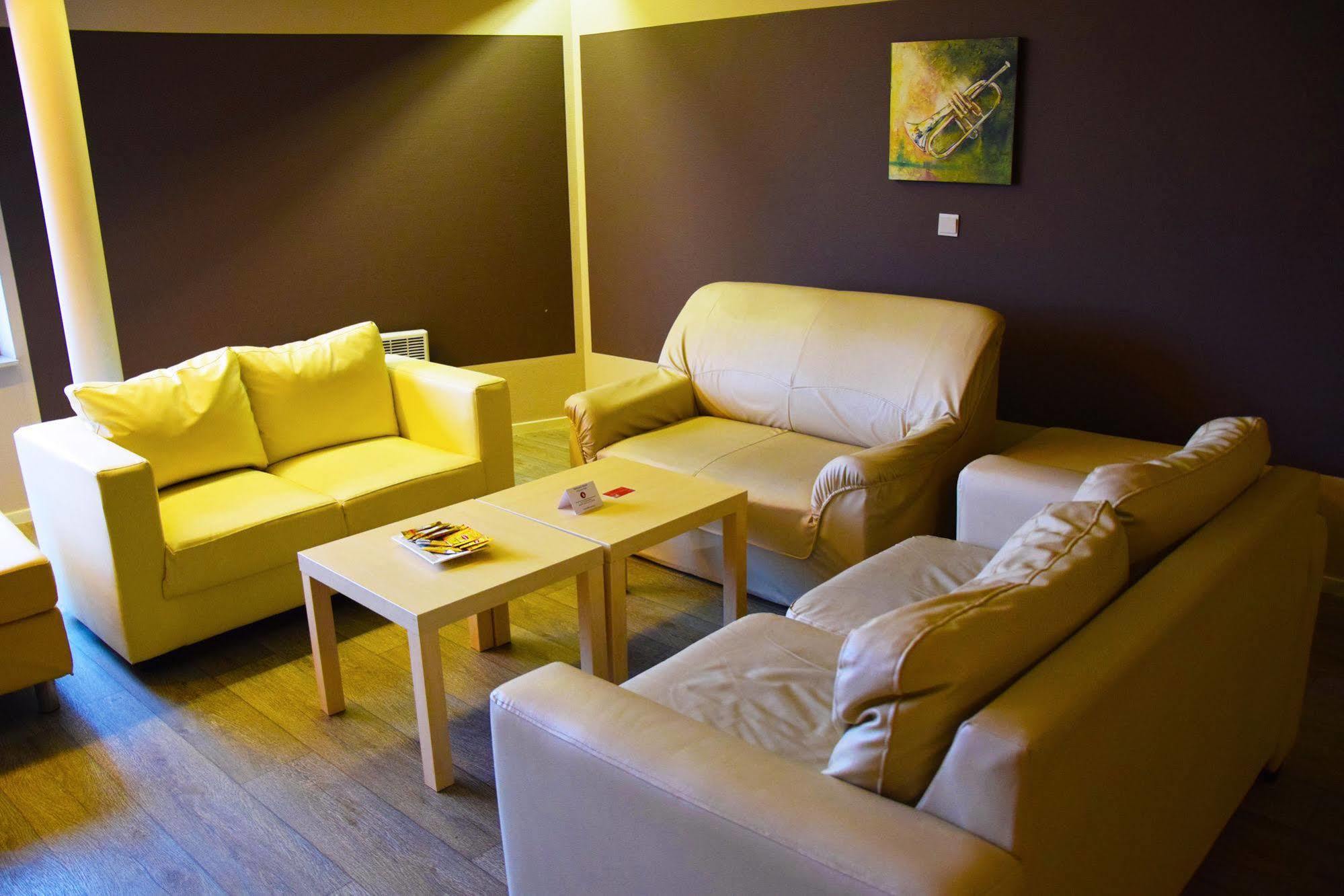 Ambassador Suites แอนต์เวิร์ป ภายนอก รูปภาพ